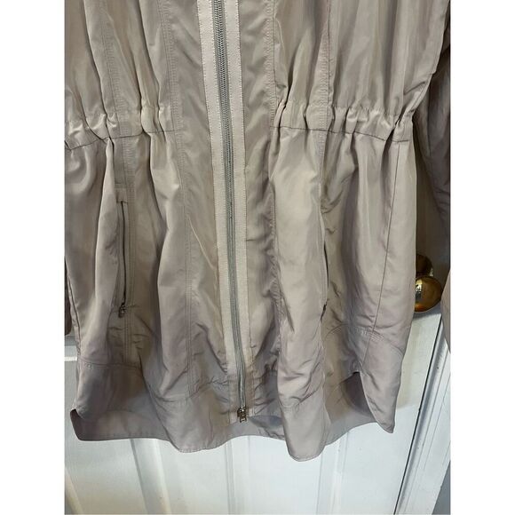 Athleta Drip Drip Anorak Beach Pink Rain Jacket sz S EUC - Picture 6 of 12